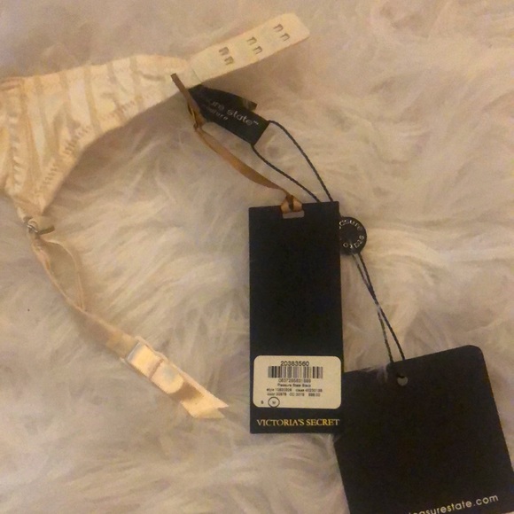 Victoria’s Secret Designer collection - Picture 6 of 8